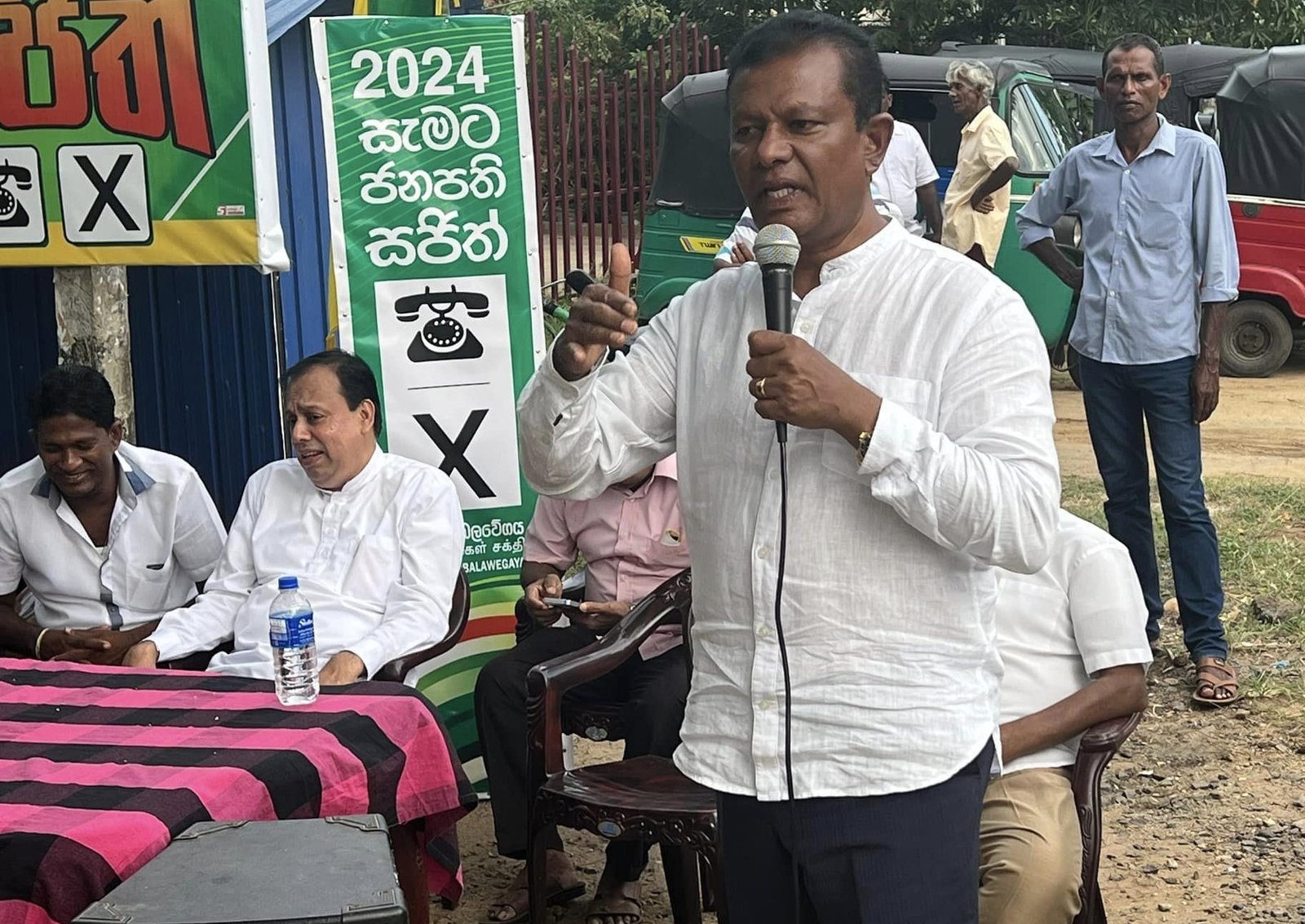 දරුවන්ගේ අධ්‍යාපනය වෙනුවෙන් උපරිම දායකත්වය ලබාදෙනවා – ආචාර්ය සුනිල් ගමගේ